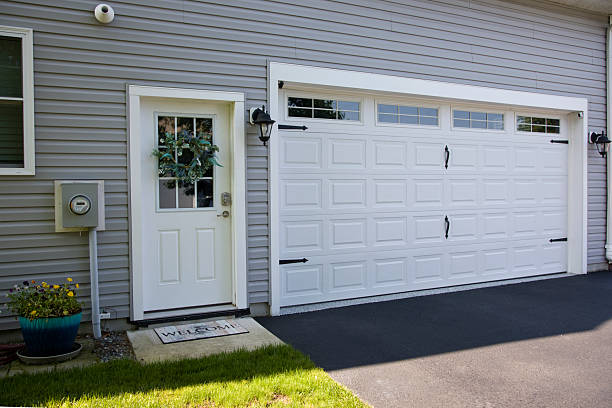 24/7 Emergency Garage Door Panel Replacement experts in Fulton, MD